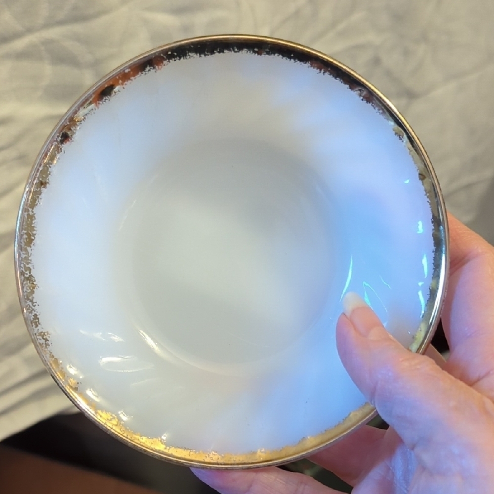 Vintage 1950s Fireking Fruit Bowl